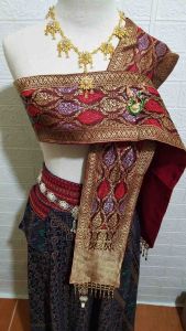 💐💕 สไบสวยๆ 💋 ราคาผืนละ 119฿ กว้าง 13-14 ซม. ยาว 2 เมตร