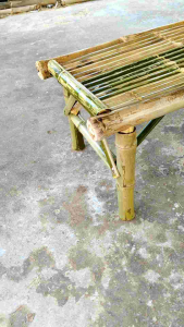 ม้านั่งไม้ไผ่ ยาว 80 กว้าง 40 สูง 45 เซนติเมตร เคลือบเงา