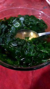 Daun kelor 100 gram fress alami