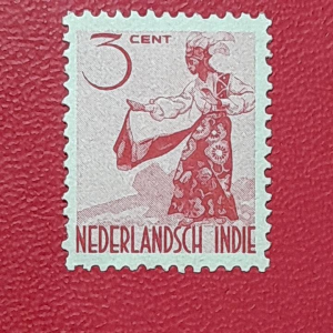 Koleksi Prangko kuno Ned Indie klasik 3 Cent Tarian Daerah Seri 2 Tahun 1949 UN USED