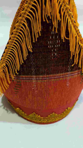 Topi sadum aksesoris pria adat Batak toba