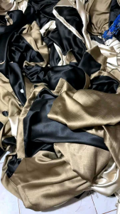 gordyn pintu+ jendela bahan tebal sembilan puluh 9 peresen tidak tembus padang tidak tembus matahari pake bahan 1.4 12 ring 6 gelombang