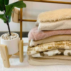 เสื้อกันหนาว ขนฟรีซ งานแบรนด์ญี่ปุ่น 🇯🇵 เสื้อมือสอง เสื้อขนนุ่ม (พร้อมส่ง)