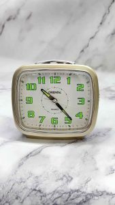( New ) Oriental Silent Analog Big Alarm Clock / Jam Loceng Kuat / Snooze Light Alarm Clock / Table Clock / OTA006