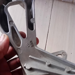 Pedal Pijakan Kaki & Step Belakang Honda Revo Absolute