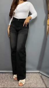 HIGWAIST LOOSE JEANS KOREAN SKENA STYLE HIGWAIST BAGGY LOOSE JEANS SPRAY