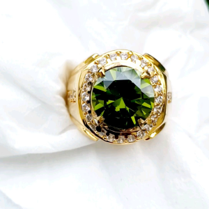CINCIN BATU GREEN PRIDOT CUTTING BULAT MEWAH
