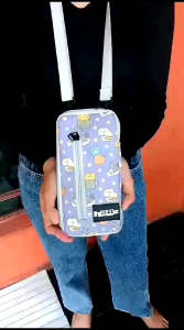 Tas HP Slempang Wanita Gantung Leher: Desain & Fungsionalitas