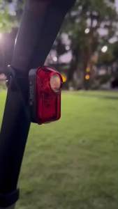 ไฟท้ายจักรยาน Super D รุ่น S-2102 70 Lumen ความสว่าง 70ลูเมน ความจุแบต 500MAH - ไม่ยาก 5 วันการใช้งาน