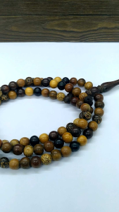Tasbih 9 Macam Kayu Bertuah A83