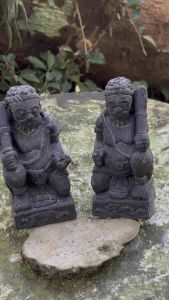 Patung Gupala sepasang miniatur patung Gupala bahan batu
