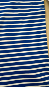 ผ้ายืดทอลายริ้วน้ำเงินขาว ผ้าทอริ้วโพลีเอสเตอร์