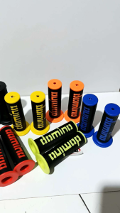 HANDGRIP GRIP DOMINO VARIASI HANDFAT GRIP BULU LEMBUT EMPUK MODEL HG66 HANDGRIP GARIS BULU DOMINO MODEL RCB HG66 VARIASI IMPORT UNIVERSAL BEAT NMAX AEROK MX KING RX KING JUPITER SUPRA