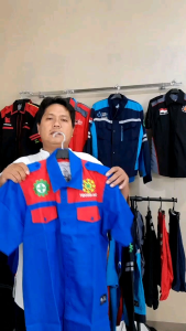 Kemeja Teknisi AC Merah Biru Mantap