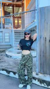 LUNA6050 กางเกงยีนส์ทรงกระบอกใหญ่ พิมพ์ลายทหารเขียว ทรงวินเทจๆเท่ๆ