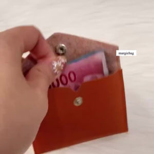 MARIONE - Dompet PVC Leather ENVELOPE bisa untuk uang di lipat atau kartu ATM / Member go green Dompet Tekar Takar