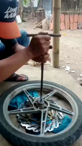 Tracker cabut lakher roda motor universal | Cabut Bearing