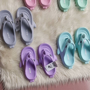 SANDAL KARET ANAK TERBARU MOTIF HIU // SANDAL VIRAL MOTIF HIU TERBARU BY DULUX