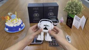 Robot AI Thông Minh OLLIE Để Bàn – Robot Mini Cảm Xúc Có Camera Trò Chuyện Giọng Nói Tiếng Việt & Tiếng Anh Loa AI Hát Nhảy
