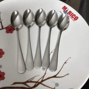 Gía Rẻ-Set 5 Thìa Nhỏ inox - Cà Phê-Uống Trà- Muỗng Ăn Bánh -Kem-Trứng Vịt ..hàng dày nặng đẹp