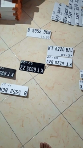 Desain Plat Nomor Elegan & SDH Sepasang (2pcs)