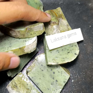 Batu Badar Besi Hijau daun