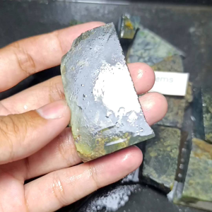 Batu Badar Besi Hitam Aceh natural/ Lempengan Batu badar besi nempel magnet/ bahan batu badar besi Hijau asli Aceh Super Quality
