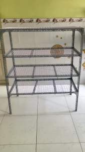 Kệ V lỗ 4 tầng (rộng 20cm)(dạng vỉ lưới sắt) (dài cao nhiều kích thước)