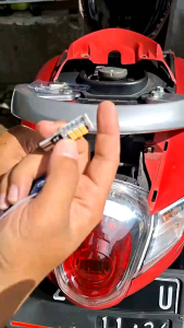 Paket Hemat Sen Dajjal Kuning Plus Flasher Universal Semua Motor