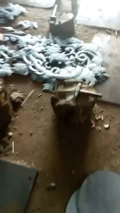 ORNAMEN RAILING TANGGA BAHAN PLAT BESI DUA MUKA UK 80x90cm - hiasan railing tangga & balkon