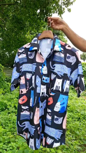 View Vi Shop น้องแมวสีดำ เสื้อเชิ้ตวินเทจ ผ้าไหมอิตาลีใส่สบายไม่ต้องรีด เสื้อเชิ้ตแขนสั้น