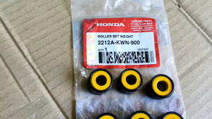 Honda Flyball Set (Roller Weight) – Part No. 2212A-KWN-900 – Compatible with Honda Click 125i / 150i – PT AHM Indonesia