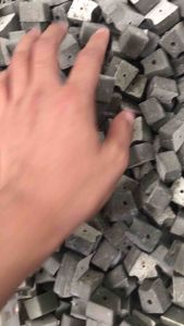 Tahu beton decking + lubang bendrat siap pakai ukuran 25mm/2.5cm  perbox isi 315