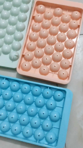 Vỉ làm đá làm lạnh hình cầu tròn có 33 viên nhựa nguyên chất dẻo hàng Cao cấp việt nam