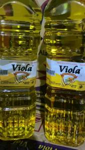 Minyak goreng viola botol 600ml