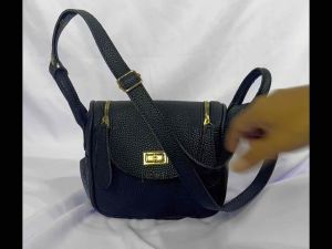 light gwin tas wanita selempang terbaru