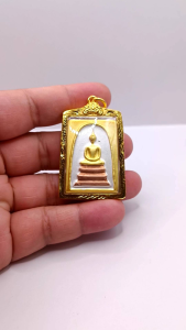 K641 พระสมเด็จโต วัดระฆัง ชินบัญชร เนื้อ3K กรอบทองไมครอน ขนาด 5x3 cm. พร้อมส่ง