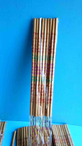 ธูปอักษรมงคลจีนมีขนาดสูงรวมก้าน19นิ้ว ราคา ห่อละ45บ.เนื้อธูปละเอียดจุดติดง่าย