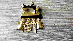 Bros Pin Mesin Jahit Pengait Pin Bukan Peniti / Bros Pin Import Murah Bisa COD