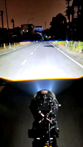 Đèn Bi gầm P90 Plus - 3 màu thay đổi màu qua từng lần bật tắt Công suất 65W Có trợ pha Laser có quạt tản nhiệt-l.