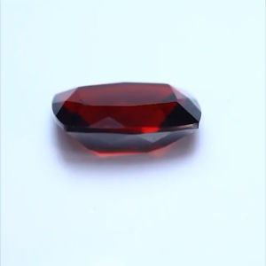 7.66 cts(การัต) พลอย โกเมนแท้. Natural Garnet  | UF-0008 | 1900฿