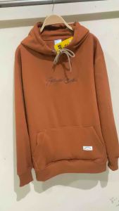 Hoodie Distro B&B Bandung: Pilihan Terbaik untuk Hoodie Lokal