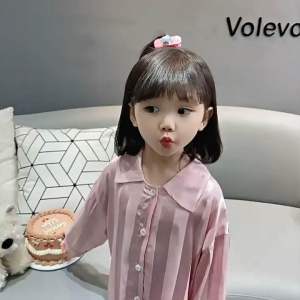 Bộ Đồ Ngủ Pijama mặc ở nhà dài tay in hình Gấu ở sau chất liệu Lụa bóng mềm mịn mát kiểu dáng dễ thương cho bé gái
