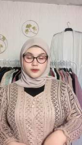 (HANYA KEBAYA NYA SAJA)baju kebaya brokat malika bet pecah lengan kerut bali wisuda modern murah