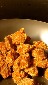 น้ำอ้อย 1 kg จากธรรมชาติ 100 เปอร์เซน ส่งฟรี กดรับโค้ดด้านล่าง หอมหวานอร่อยสดมากๆ กลิ่นหอมหวานน้ำอ้อยแท้ๆ ของแท้แน่นอน ศพฤทธ์ ก้อนใหญ่ สีสั