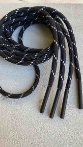 Tali sepatu bulat motif hitam putih aglet plastik
