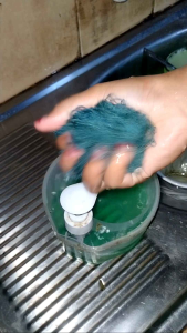Sabut Jala Nylon Cuci Piring dan perabot busa melimpah