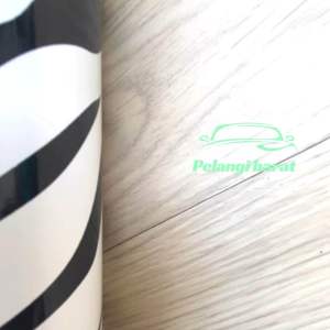 Stiker Skotlet Zebra Glossy L.45cm P.100cm