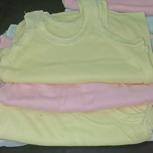 12 pcs kaos dalam anak/ singlet anak ukuran s .m l. xl.