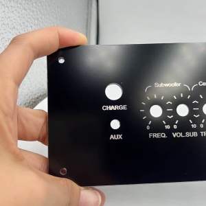 เพลทลำโพงบูลทูธ ZK-MT21 ไม่ย้ายสีดำ ช่อง5*23 วัตแบตดิจิตอล สวิตช์เปิดปิด 12 มิล Dc 11มิล พร้อมเซาะหลัง